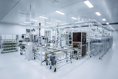 智能微米工廠加持，星越L雷神Hi·X油電混動(dòng)版開啟預(yù)售，集成智能控制系統(tǒng)