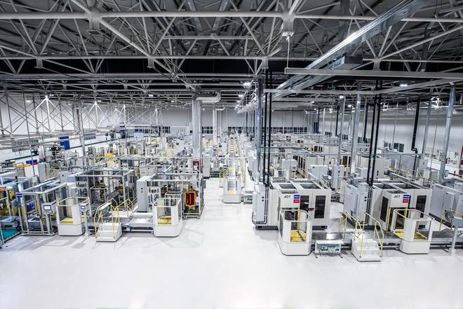 智能微米工廠加持，星越L雷神Hi·X油電混動(dòng)版開啟預(yù)售